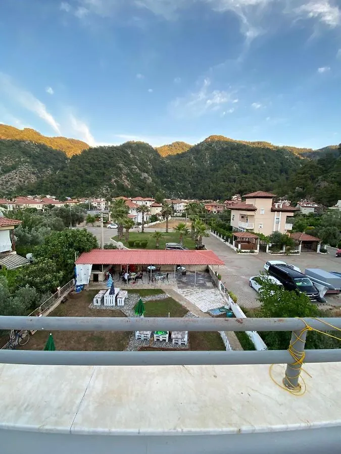 Avlu 2 Apart Otel Marmaris