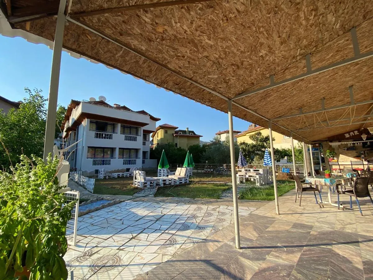 מרמריס Avlu 2 Apart Otel דירה
